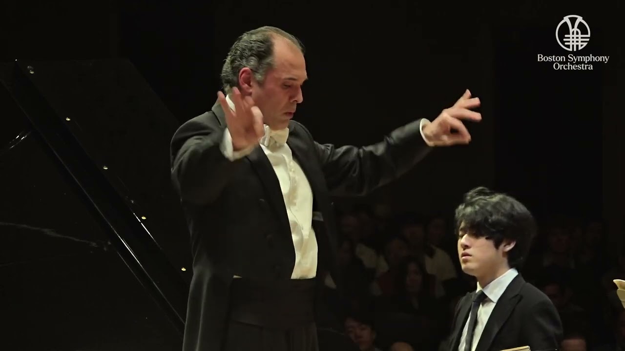 Yunchan Lim performs Rachmaninoff's Piano Concerto No. 3