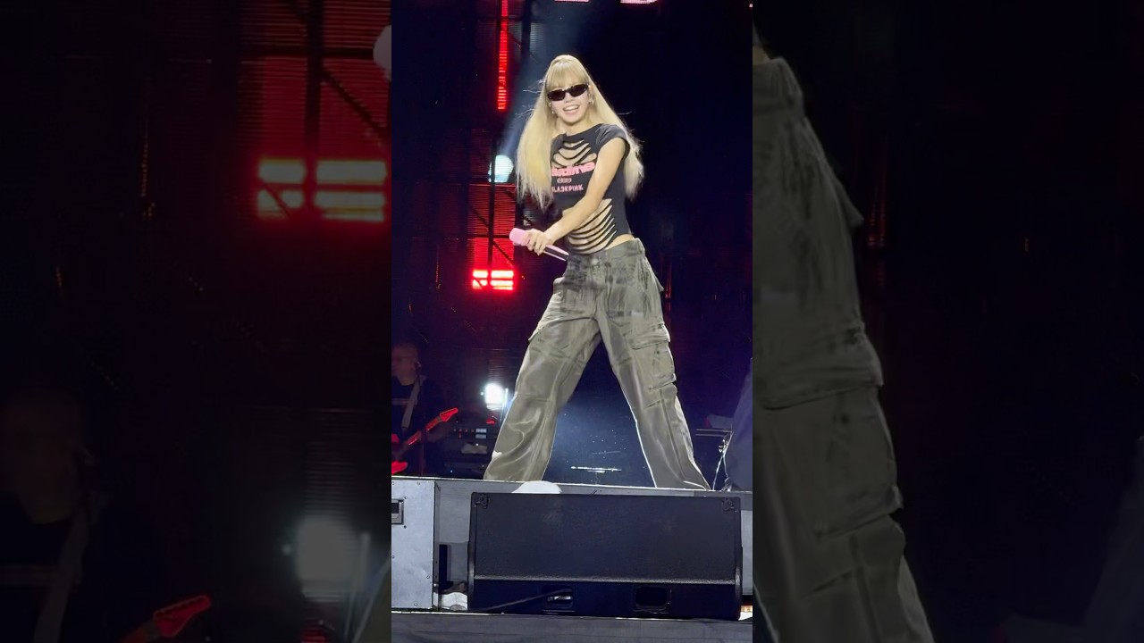 Lisa tries Jennie&rsquo;s Like Jennie challenge at Blackpink Deadline Tour in NY&hellip;can she pull it off?