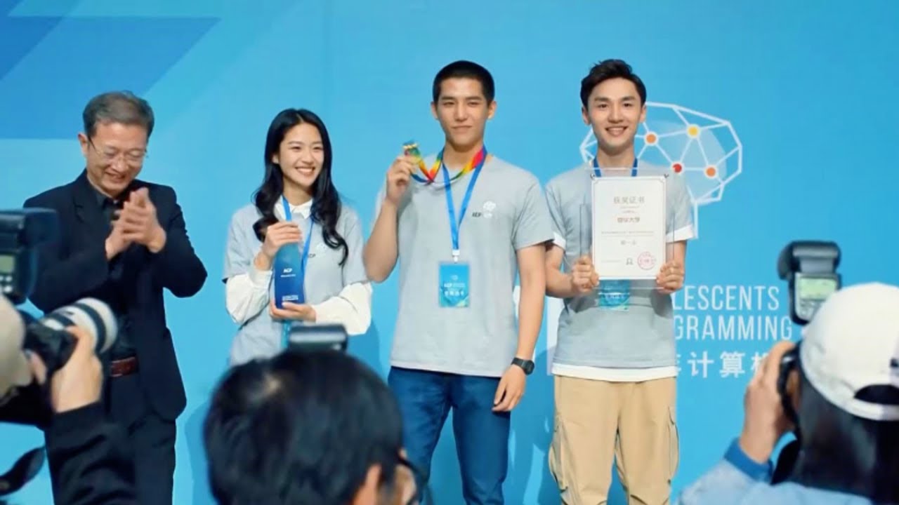 窮小子學曆低被眾人瞧不起，怎料他竟是編程大佬，帶領團隊贏得比賽！【#百岁之好一言为定  Forever Love】#中国电视剧 #chinesedrama