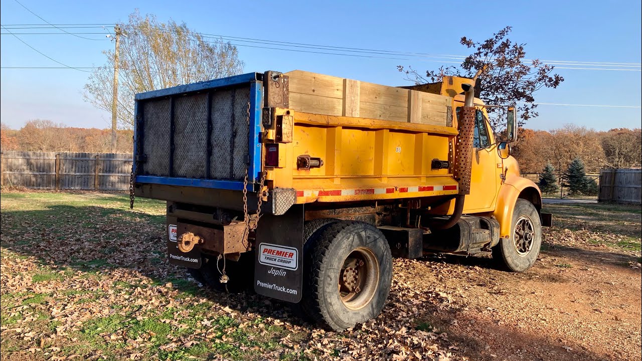 Изготовление и ремонт заднего борта самосвала. Old International 4900