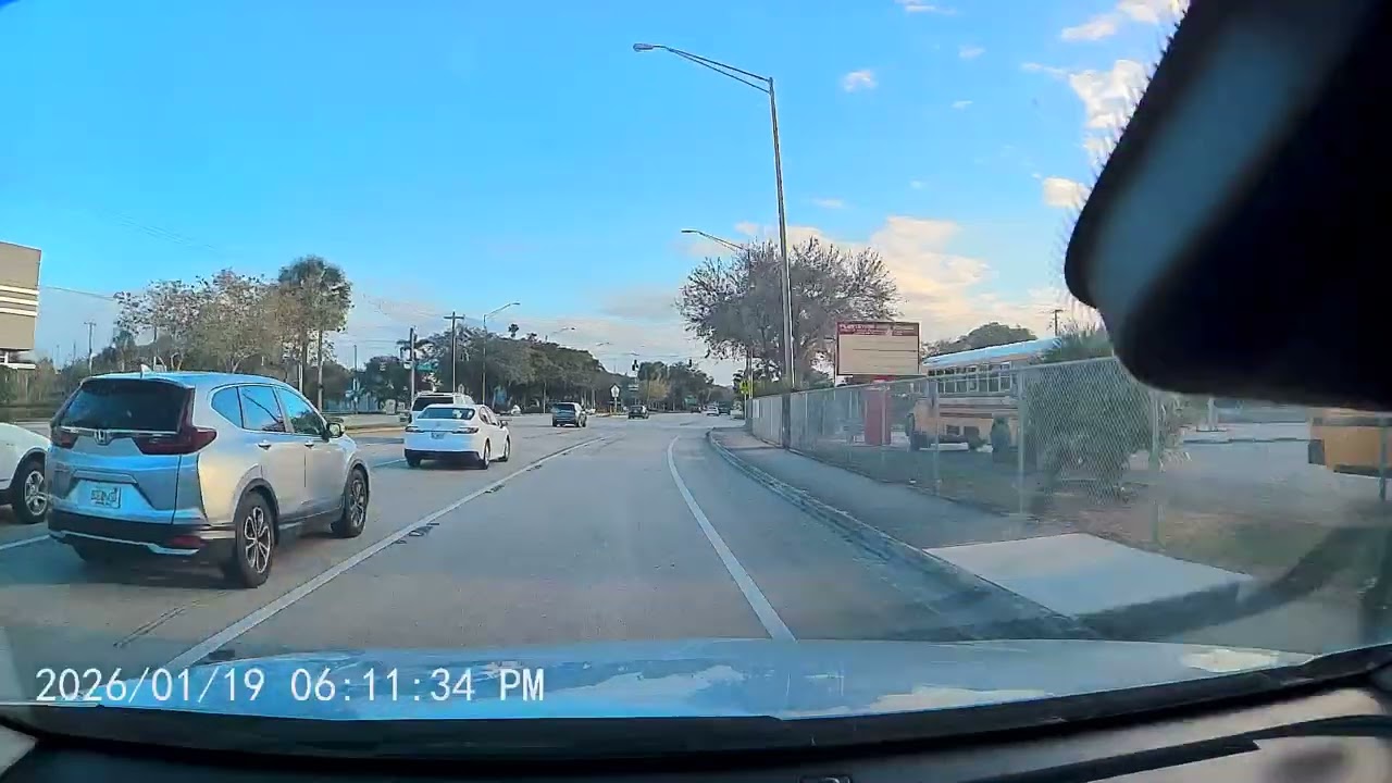 Florida Turns Into an Action Movie in SECONDS — Caught on Dashcam January 21, 2026(1)