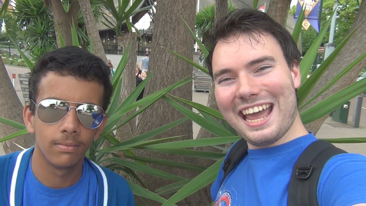 EFTELING VLOG - GEZELLIG WEEKENDJE MET DE B.V. | RAVELEIJN IS VERKNALD!