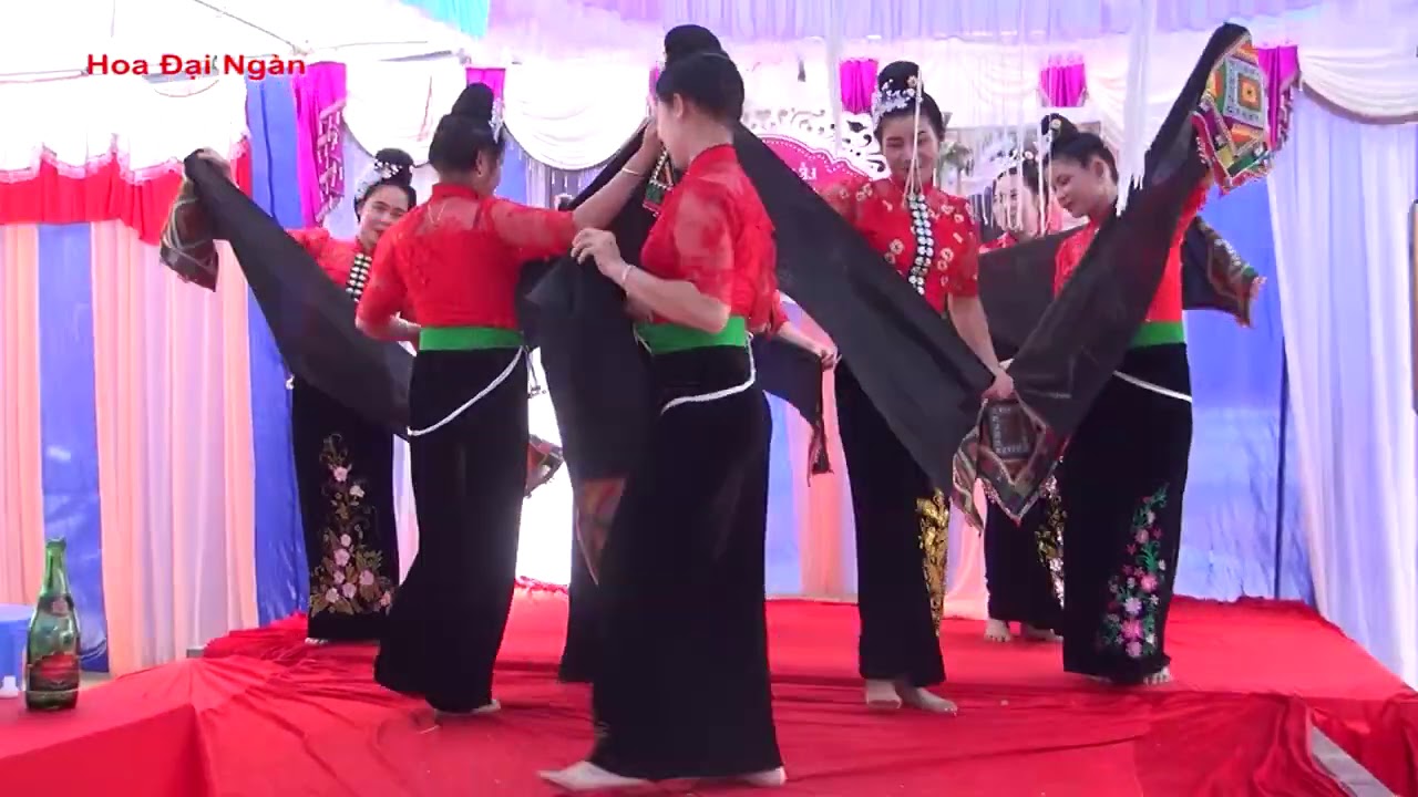 M&uacute;a Khăn Pi&ecirc;u - Hoa Đại Ng&agrave;n