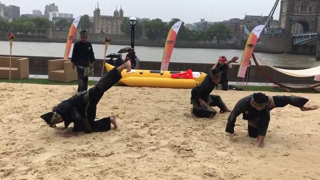 Silat performance in London