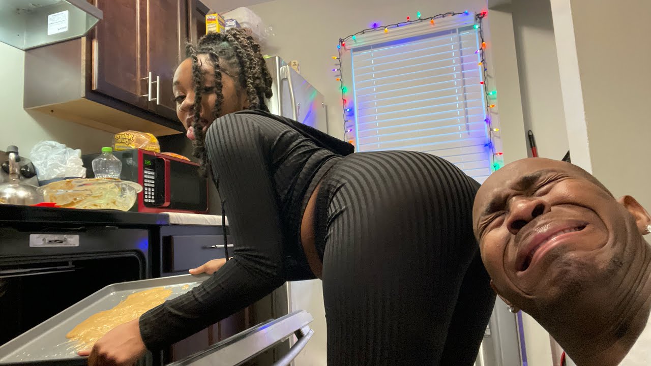 SHE WANTED ME TO TAKE HER TO POUND TOWN AFTER SHE MADE COOKIES ...😁**GONE WRONG**