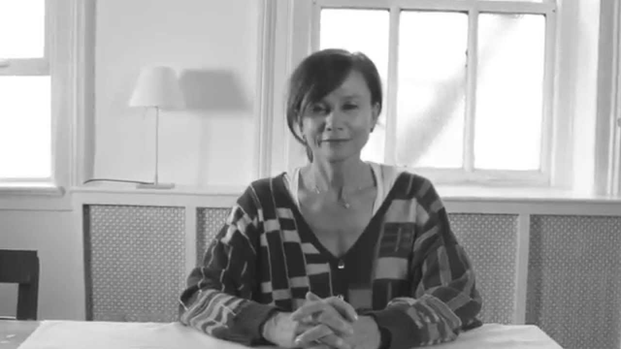 Лена Олин беседует с Фрэнки о шведской кухне и культуре. Интервью