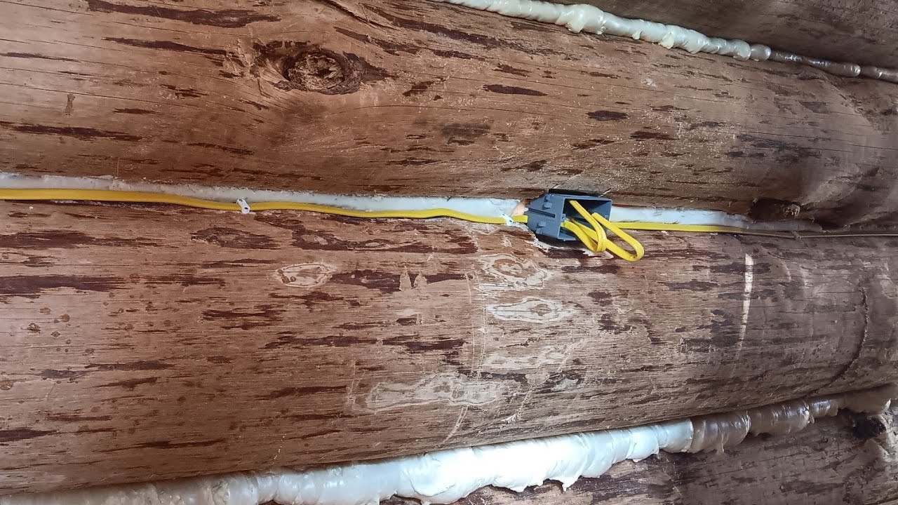 Log cabin electrical wiring