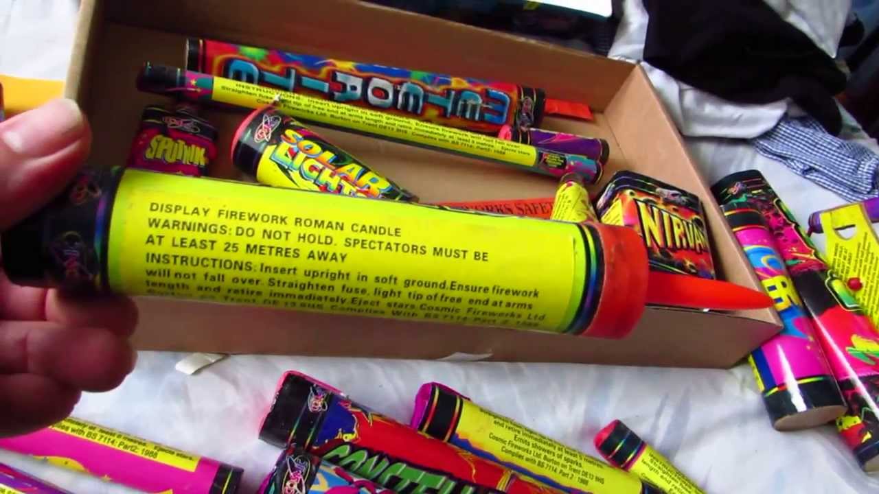 cosmic fireworks saturn selection box