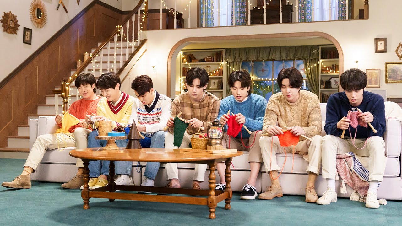 BTS、7人揃って仲良く編み物!?【※字幕ONに】／ロッテ「XYLITOL×BTS Smile」CM＋メイキング