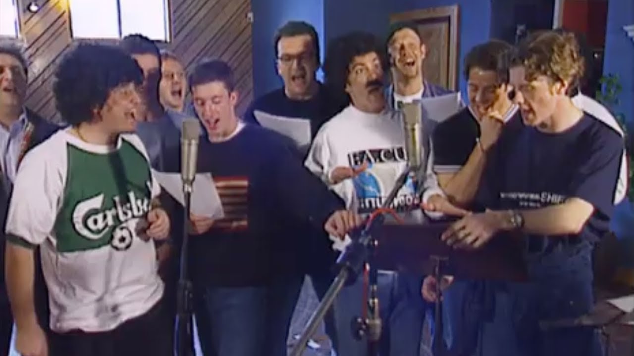 Liverpool FC, The Boot Room Boyz - (Pass & Move) It's the Liverpool Groove (Official Music Video) HD