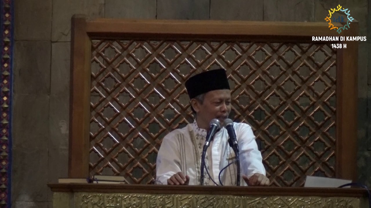 Ceramah Tarawih Masjid Kampus UGM - Yunahar Ilyas