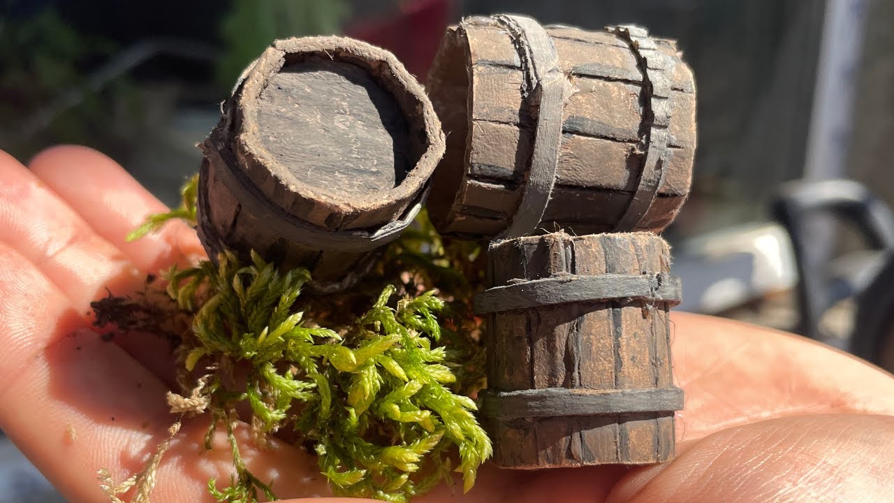 How to Make Simple Barrels for Miniature DND (From Cardboard) [DIY]