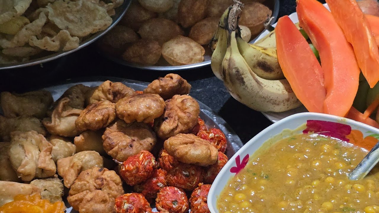 Aj Humne Banaya Live Me Manchurian & Momos