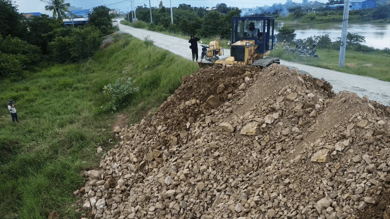 Nicely Starting New Landfill with KOMATSU D20P Dozer Push Stone into Deepest Flood Land &Dump Truck