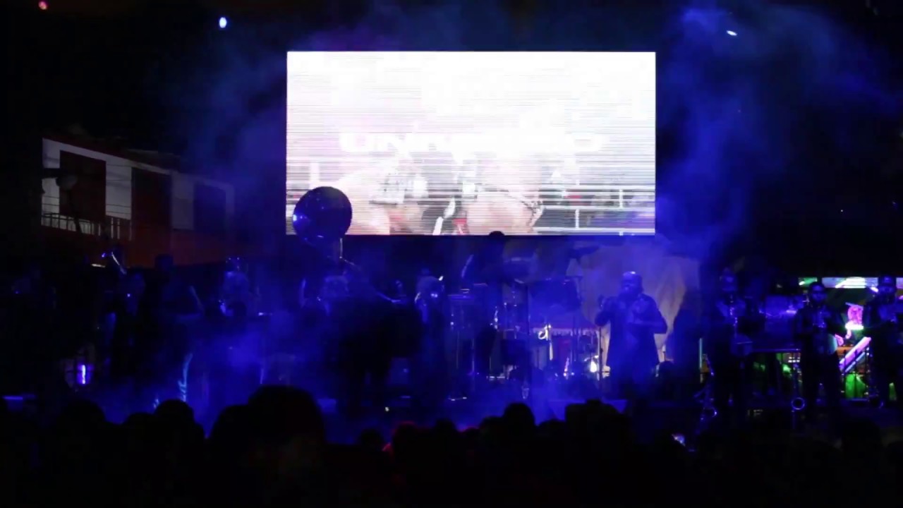 Pilares de Cristal / Sentimental -   Banda Universo (en vivo) - Tema