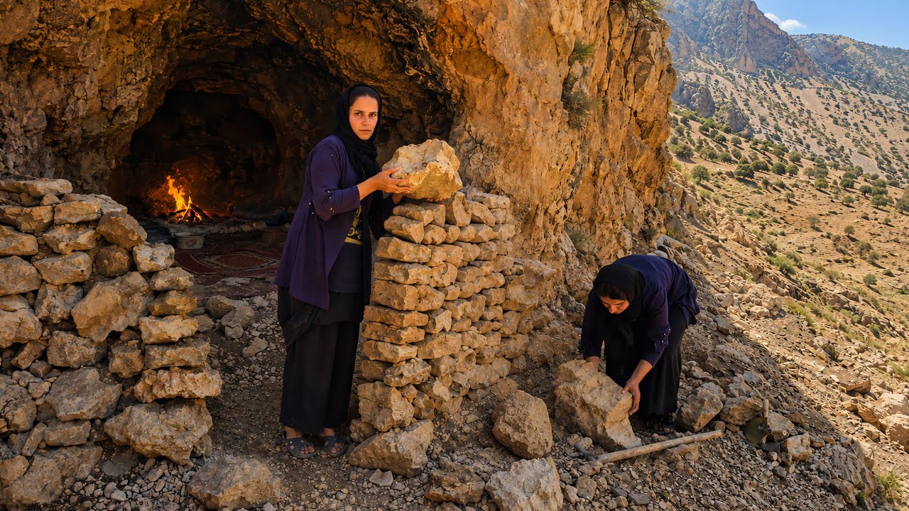 🔥A Lonely Mother's Challenge to Survive in a Mountain Cave and Rebuild It | Caveman Life🪨