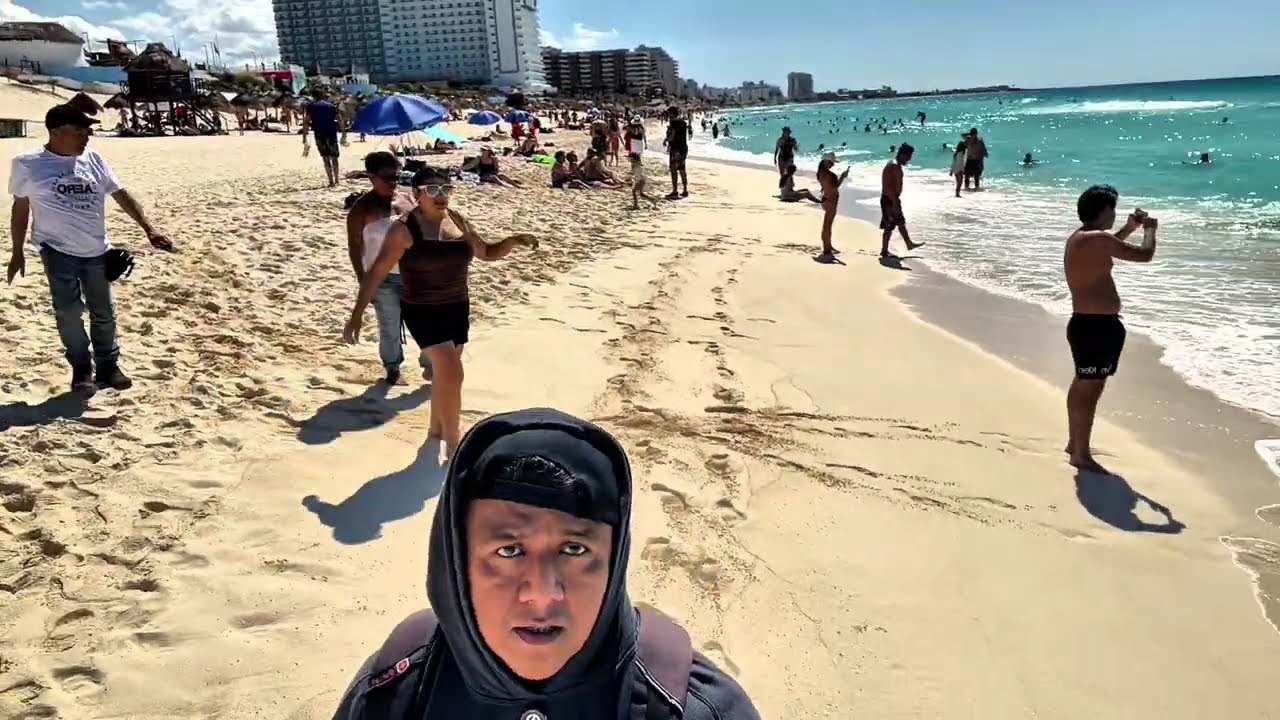 Playa delfines CANCÚN MÉXICO.