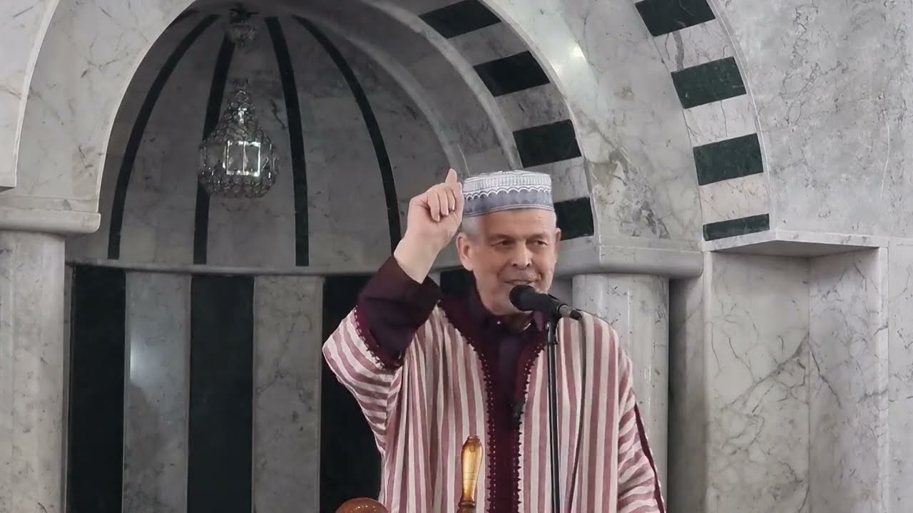 حال رسول الله صلى الله عليه وسلم قبل الإسراء وبعده