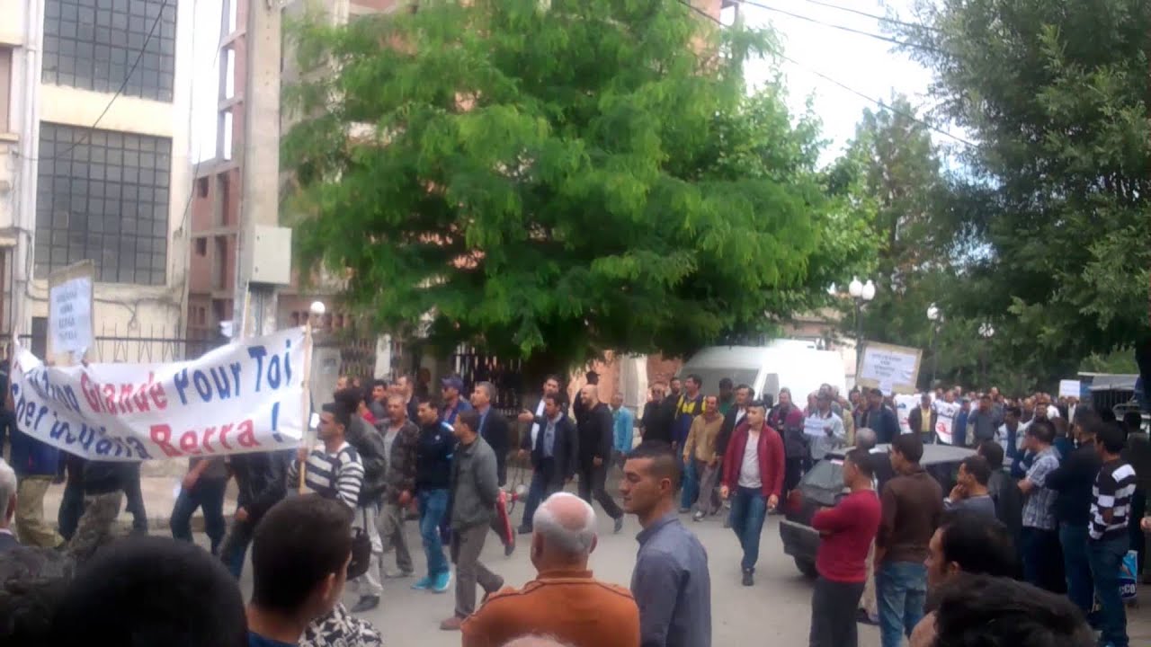 apc azazga :marche , ce qui en deux visage un pied la é un autre la ,aujord'hui A 9h53