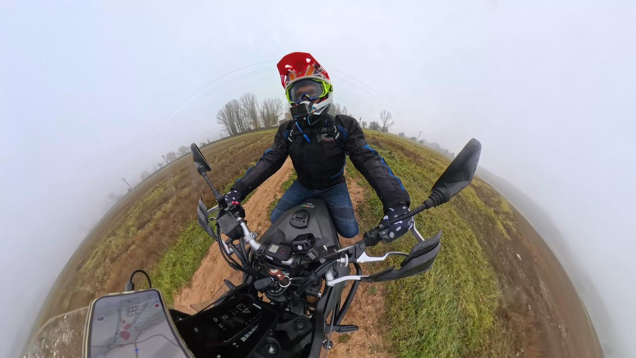 Yamaha Tenere 2024 - Mucha niebla