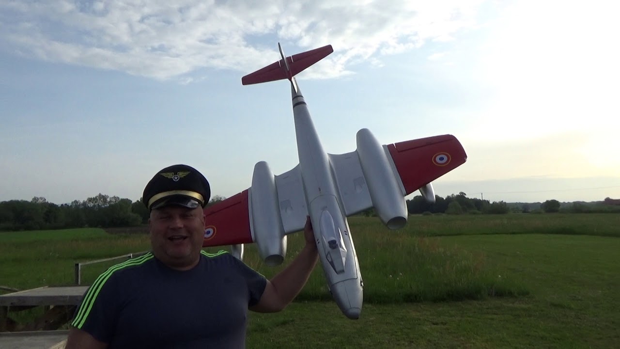 Dynam Gloster Meteor F8 Upgraded V2 6S 6 blades Twin Freewing 70mm EDF Jet Test flight