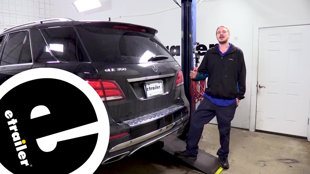 etrailer | Mount: Curt Trailer Hitch Receiver on a 2017 Mercedes-Benz GLE