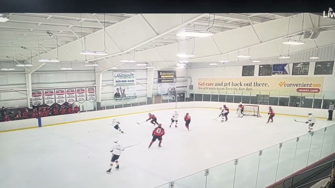 Lucas D-18U vs Cyclones 18U (power play)