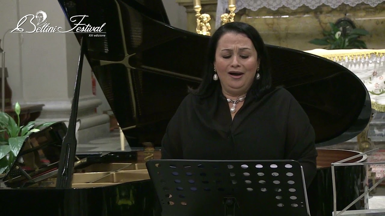 Gonca Dogan - * L' EBREA, 