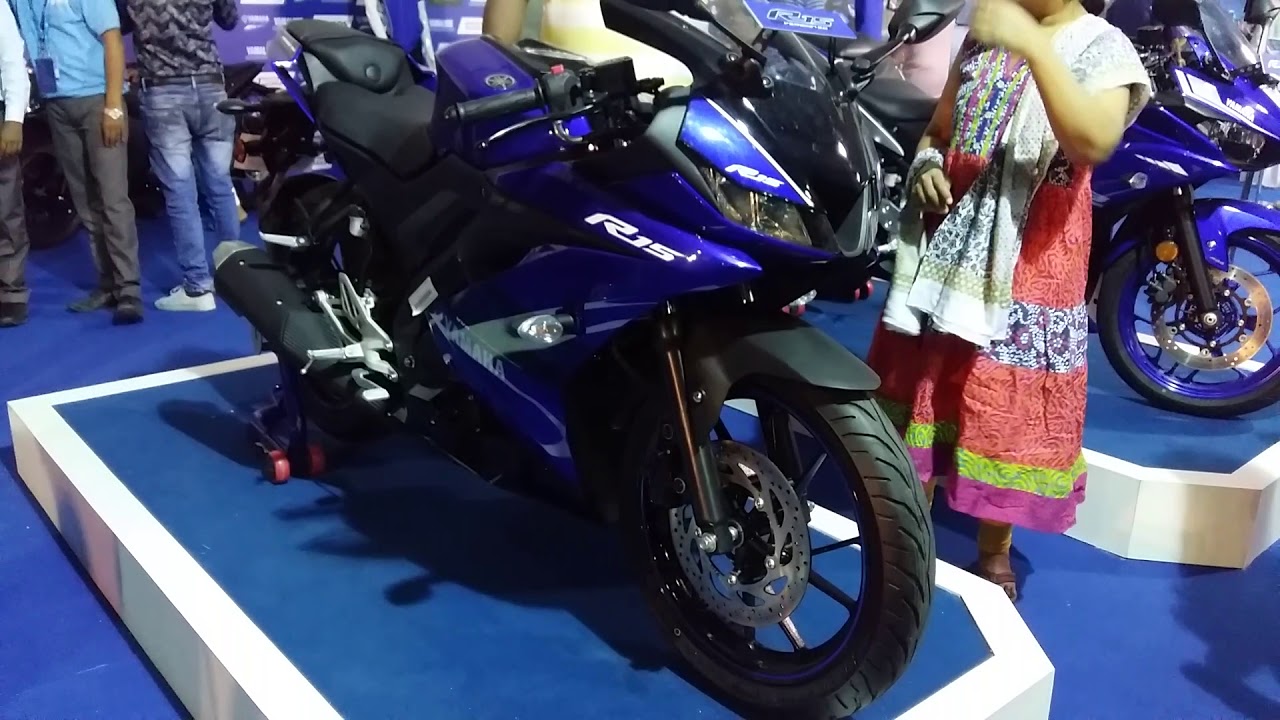 Yamaha R15 2018 walkaround