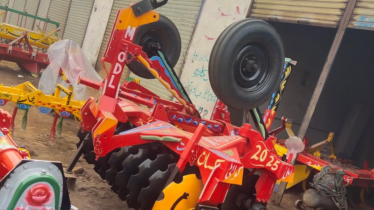 Disk harrow,mashien kissn dost okara 03067248211watsap03126972979🇵🇰🚜✌️💯💯💯💯💯🇵🇰🇵🇰🇵🇰🤛
