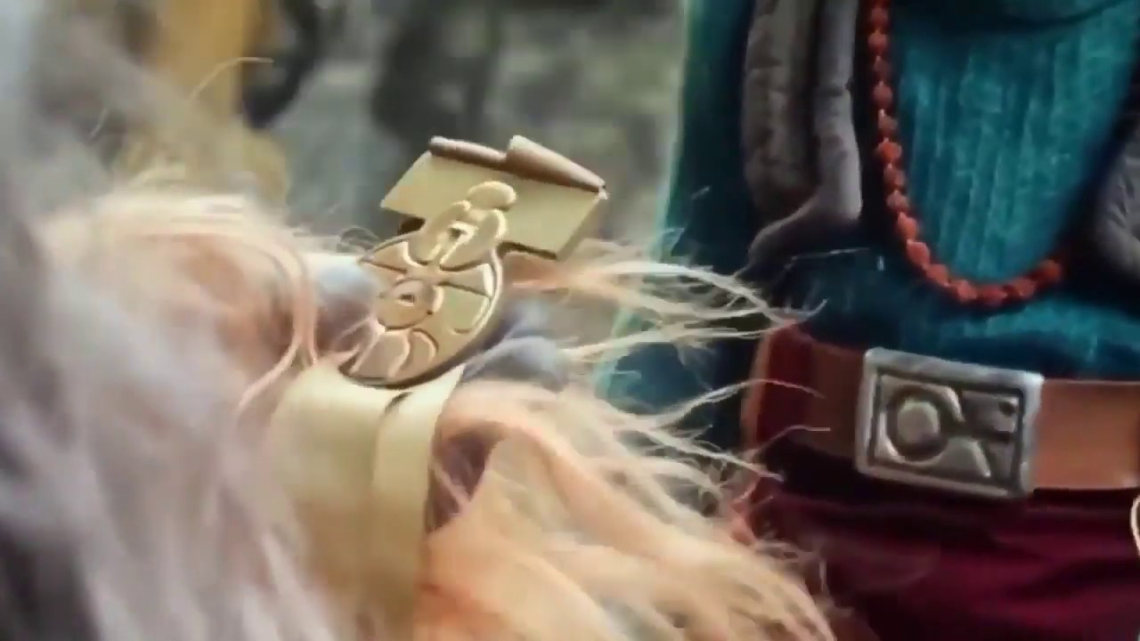 Chewbacca Receives Medal Of Honour