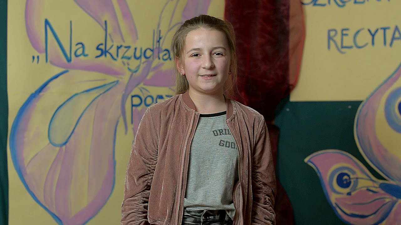 Julia Smolec recytuje wiersz „Brat”