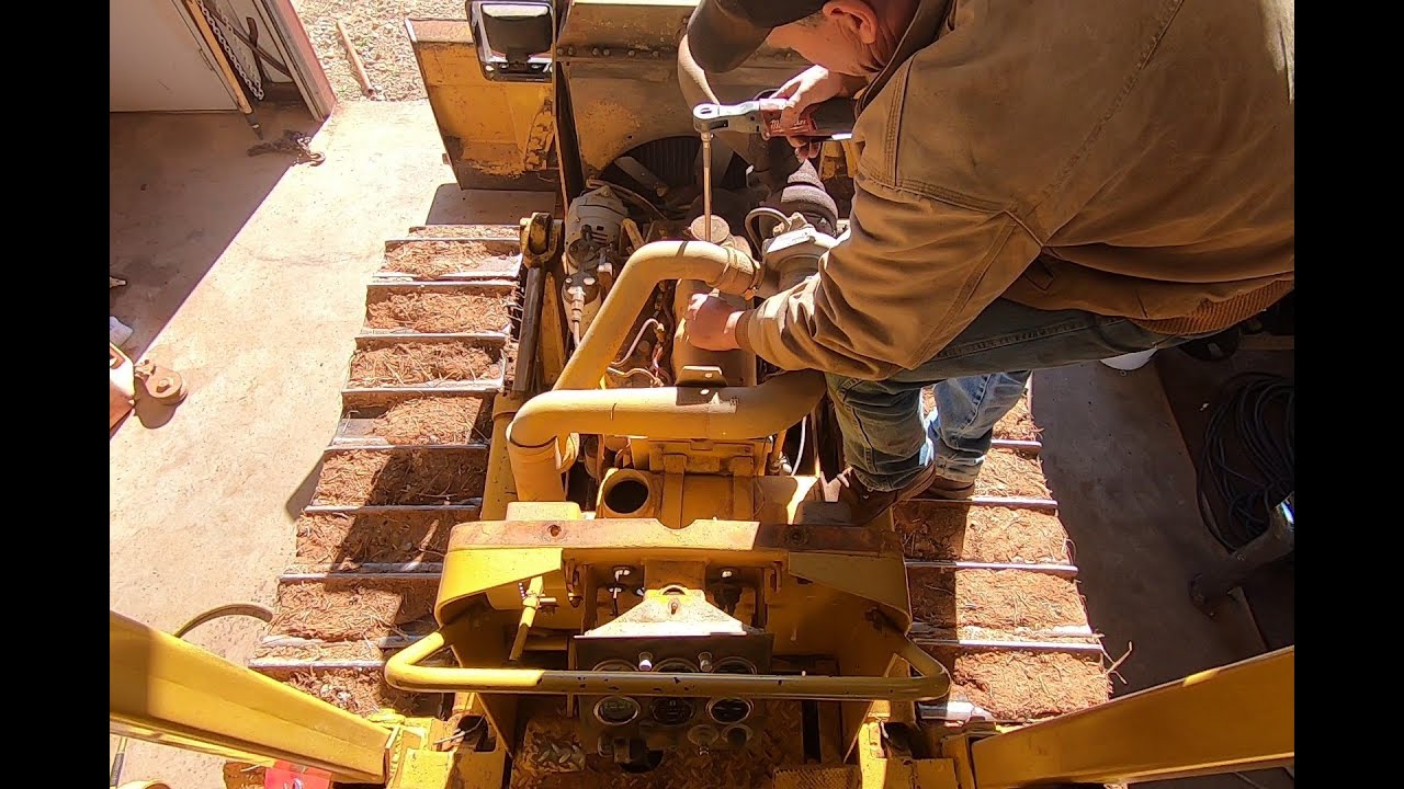 TD8E valve adjustment. #TD8E #DT239Valvelash
