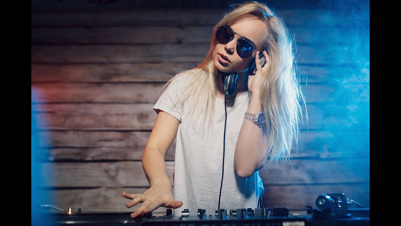 Dj set House 1