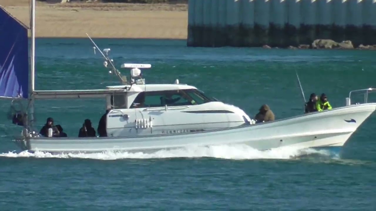 瀬戸内海の遊漁船　見た