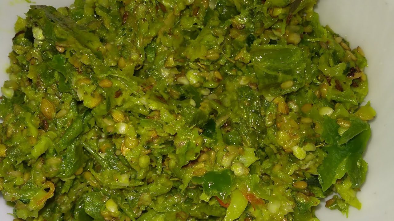झणझणीत हीरव्या मिरचीचा ठेचा(महाराष्ट्रीयन)