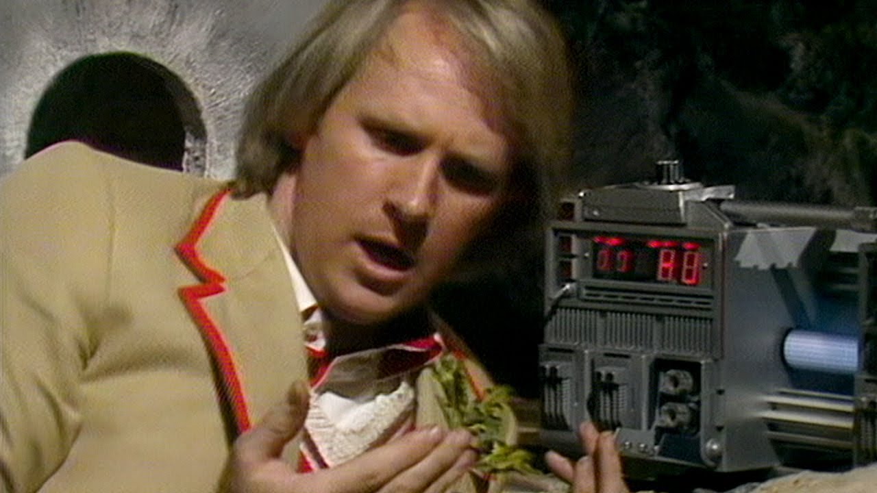 Disarming the Cyber-Bomb | Earthshock | Doctor Who