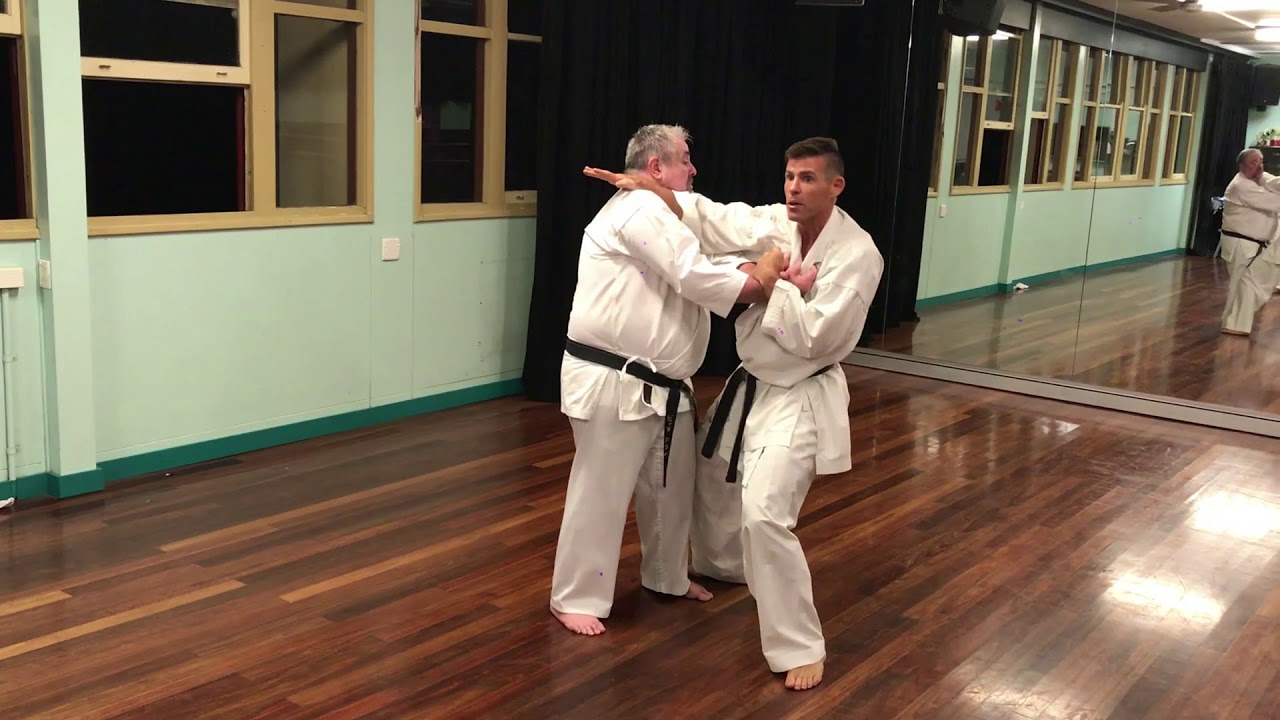 kururunfa Bunkai