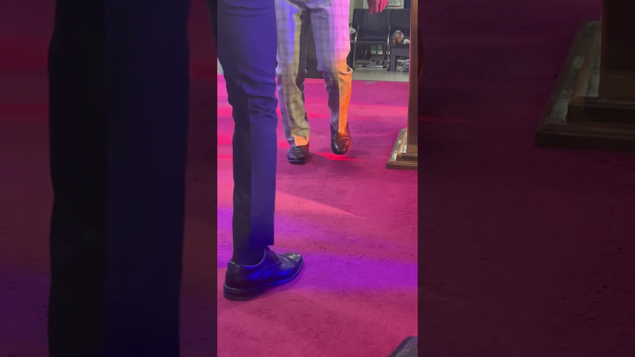 Be the judge, who danced better? #rccglorylandparish #rccg #rccgyaya
