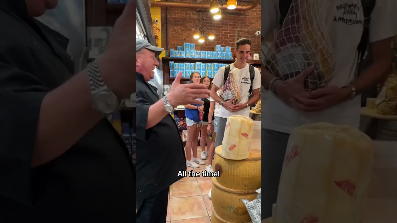 Сначала колесо пармезана, теперь это 😂