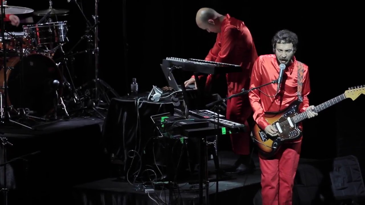 Meridian Brothers / Cuarteto Q-Arte - El gran P&aacute;jaro en vivo @ Teatro Col&oacute;n (Concierto completo)