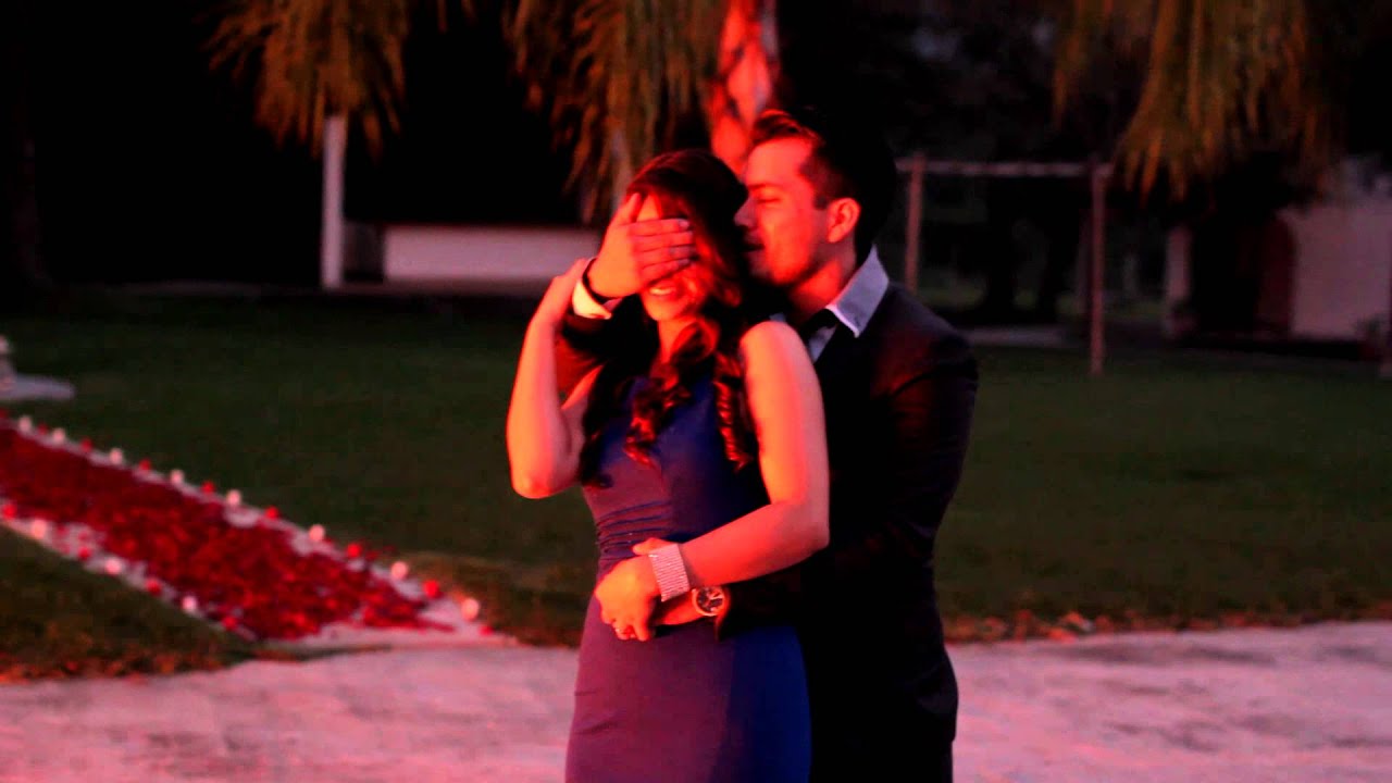 La mejor propuesta de matrimonio del mundo (best Wedding Proposal in the world/A Thousand Years)