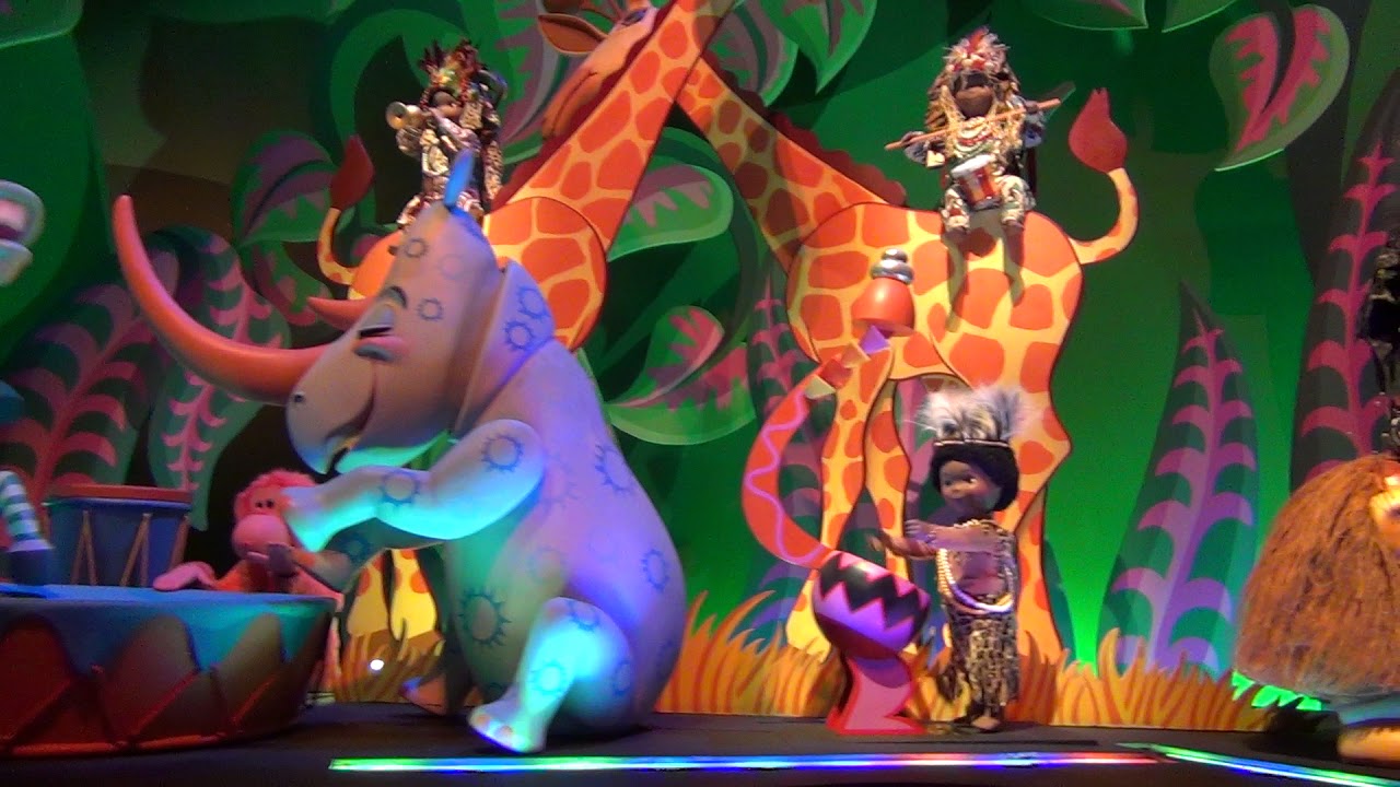 Disneyland Paris - It's a small world Celebration Onride - 13/12/2017