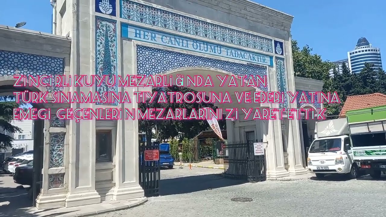ÜNLÜLERİN ZİNCİRLİKUYU MEZARLIĞINDA KABİRLERİNİ ZİYARET