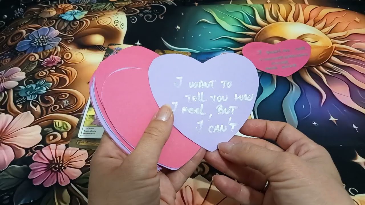 Da li ce se javiti? 🤔 Da li ce stici ocekivani poziv/ poruka? ❣️💞🩷💭🥰