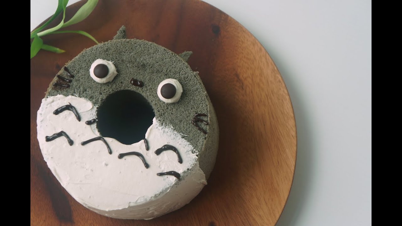 TOTORO BLACK SESAME CHIFFON CAKE - Sumopocky
