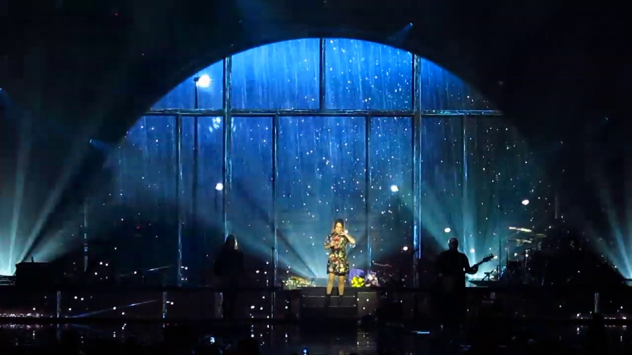 ZAZ - R&eacute;signe-moi