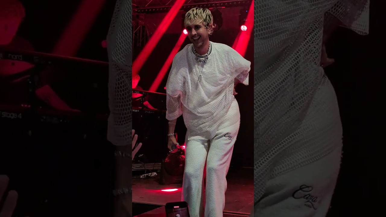 Oscar and the wolf , Batumi 2024 live