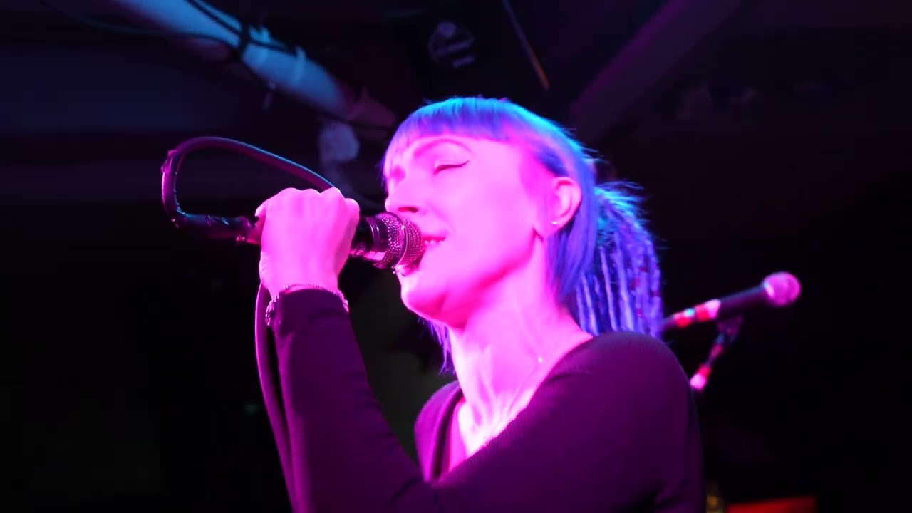 Circles - Somer. (feat. Becca Starr) Live at Classic Grand Glasgow