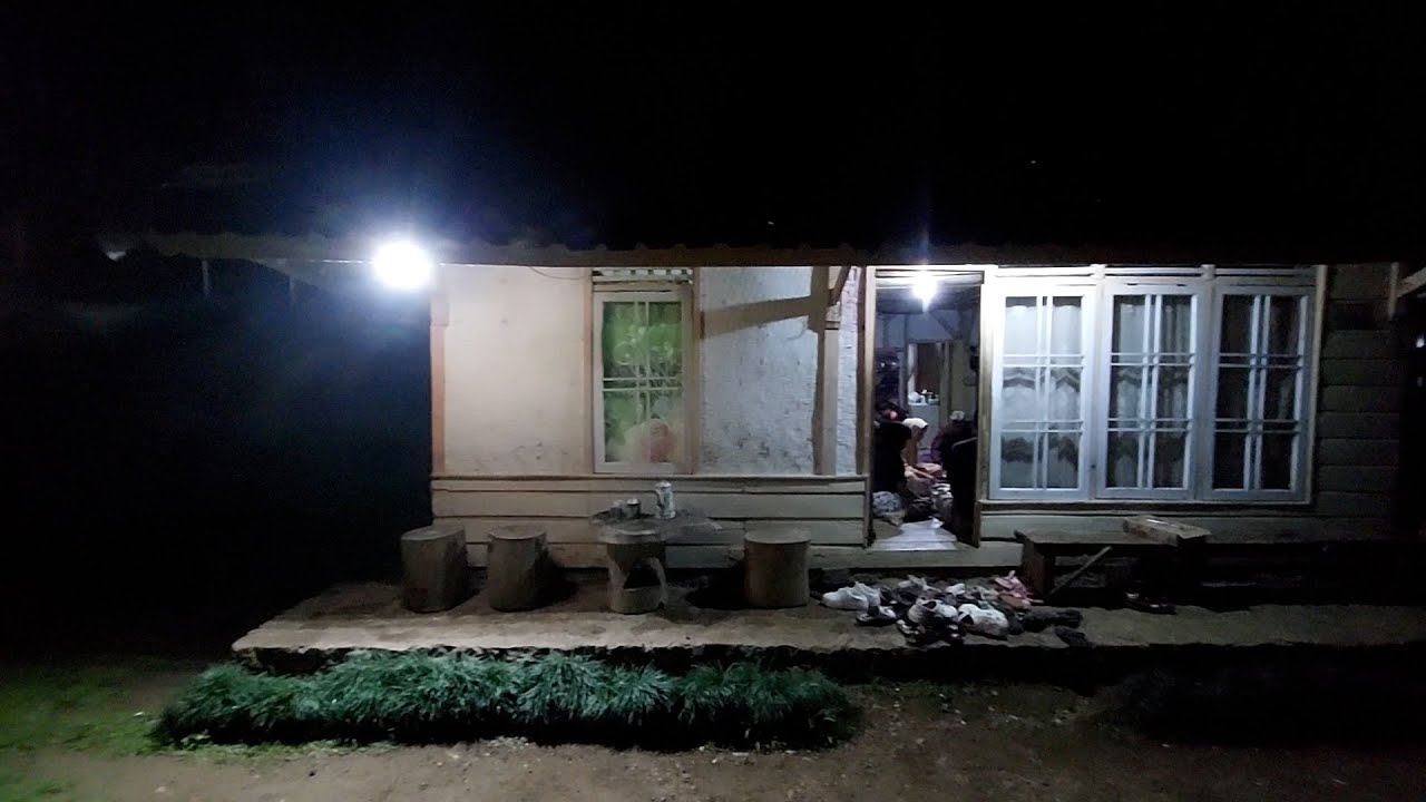Suasana malam di rumah abah jajang bersama rumpi group